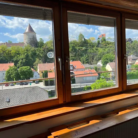 Lage - 100m2 - 2 Schlafzimmer Mit Garage * Krems an der Donau