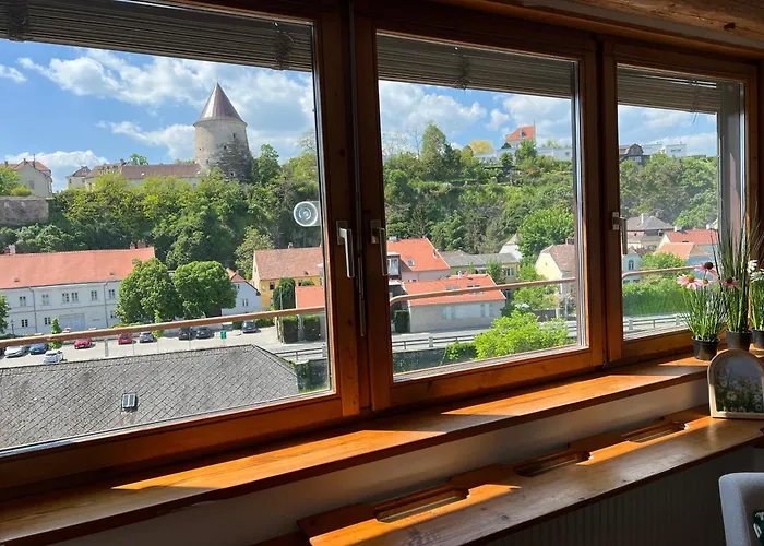 Lage - 100m2 - 2 Schlafzimmer Mit Garage * Krems an der Donau