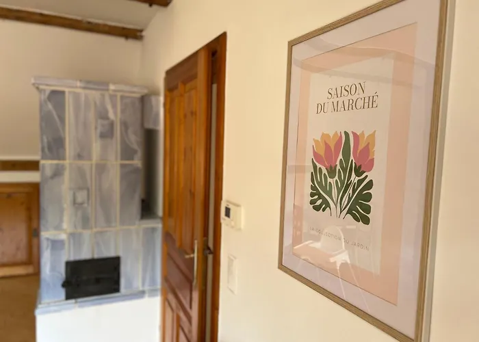 Lage - 100m2 - 2 Schlafzimmer Mit Garage Kremže